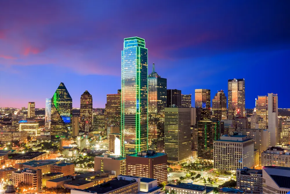 downtown dallas at night