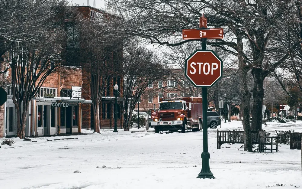 how to drive in snow